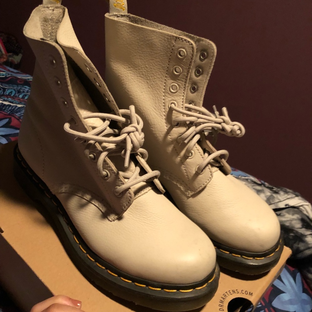 Dr.Martens
